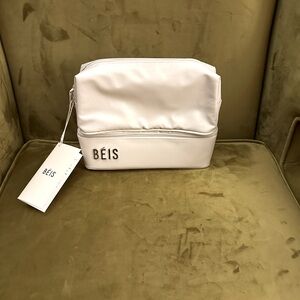 BÉIS The Cosmetic Organizer in Beige